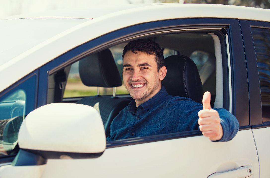 Renda extra para motoristas de Uber com treinamento de IA